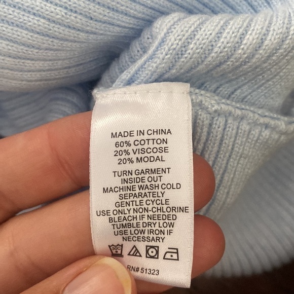 CeCe sweater - Picture 3 of 4